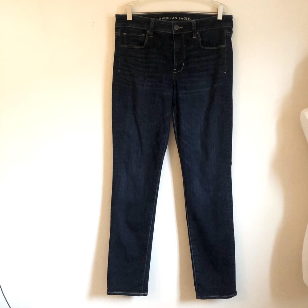 ❤️ American Eagle Straight Leg Denim